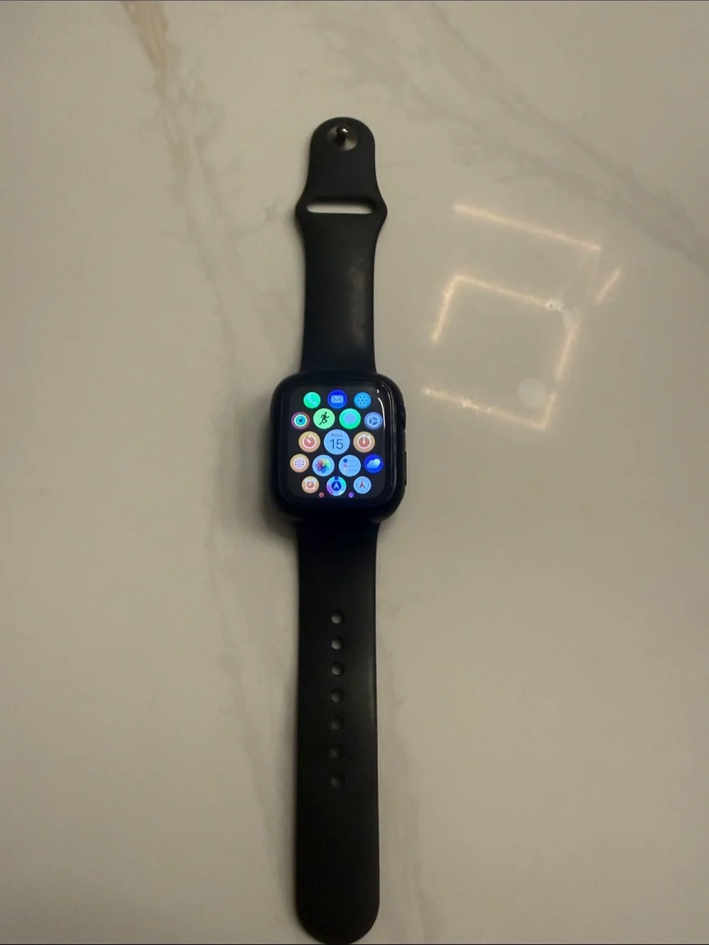 Apple Watch SE 2nd generation w/ cellular Black Silicone Band + waterproof case